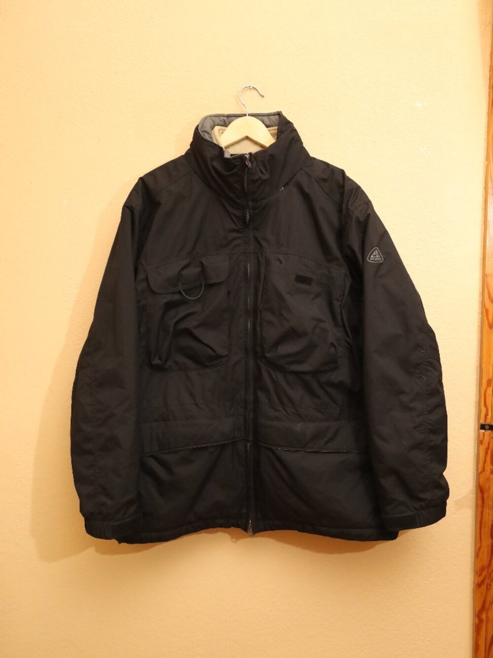 Vintage Nike ACG Storm Fit ThermaLayer Snowboard Jacket (L)